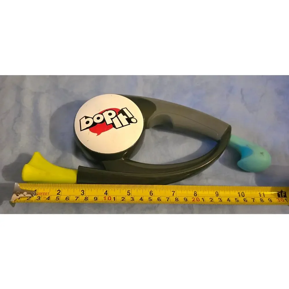 Hasbro Bop It! Game 2015 Electronic Handheld Tested Working Black Blue Yellow